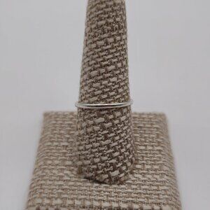 Size 8.75 Sterling Silver Thin Simple Ring A1760